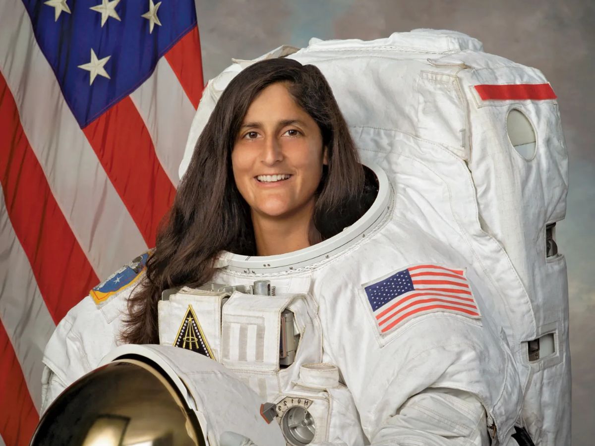 Sunita Lyn Williams, From Needham to the Stars